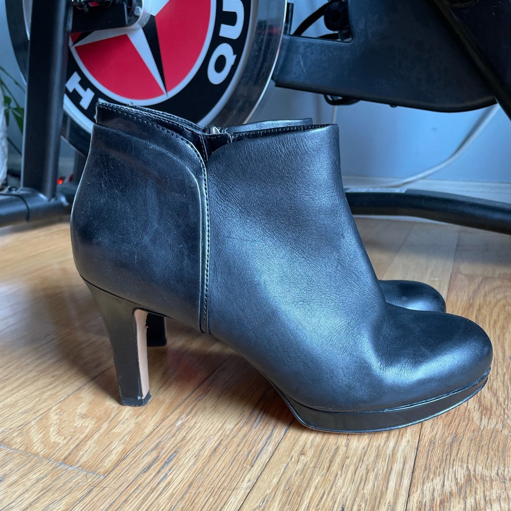 Clarks Black Bootie Heeled Size 11